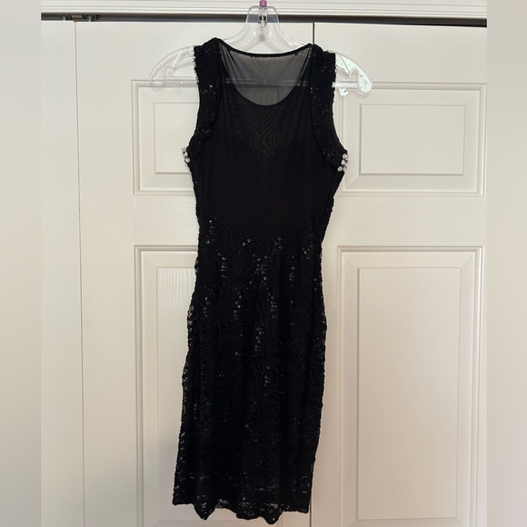 Black Dress - Picture 2 of 5